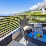 Ruzmarin J Parking Included