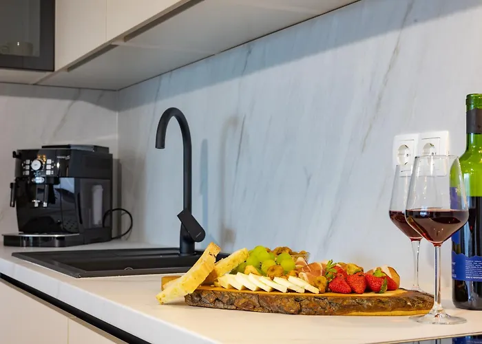 Ruzmarin J Parking Included Apartment *